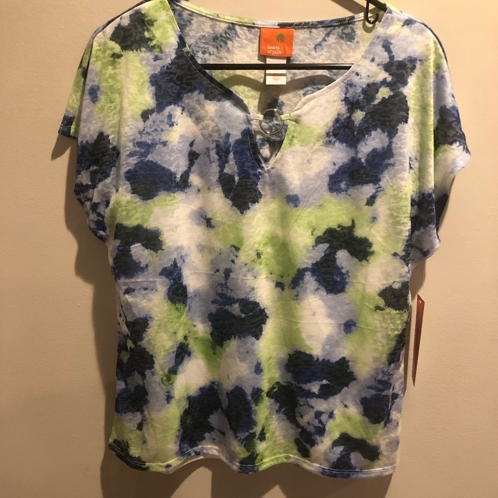 Womens size L tie-dye print t-shirt. NWT.
